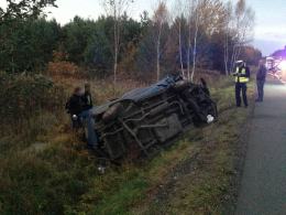 5 osób rannych po zderzeniu busa z sarną