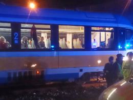 Szynobus potrącił mężczyznę, idącego wzdłuż torów