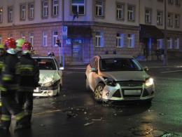 Wypadek na skrzyżowaniu. 31-latek zignorował czerwone światło.