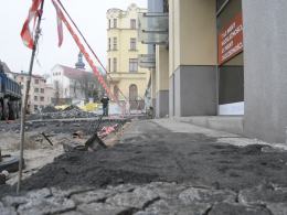 Przedszkolaki nie mają łatwo na Małym Rynku. Zlikwidowano im przejście.