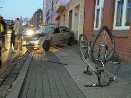 29-latek dachował skodą w centrum Opola