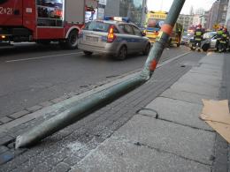 29-latek dachował skodą w centrum Opola