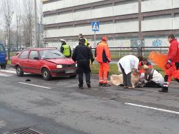 87-letni kierowca potrącił kobietę na przejściu dla pieszych