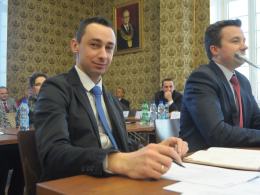 Przewodniczącym komisji rewizyjnej został wybrany Marcin Gambiec z Mniejszości Niemieckiej.(Fot: Dżacheć)