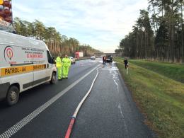 Samochód dostawczy spłonął na autostradzie