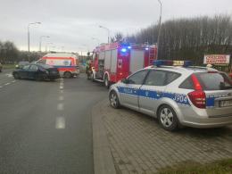 Zderzenie dwóch samochodów na ul. Sosnkowskiego