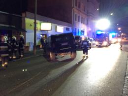 20-latek wyprzedzał na skrzyżowaniu i przejściu dla pieszych