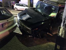 20-latek wyprzedzał na skrzyżowaniu i przejściu dla pieszych