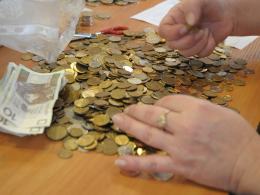 Trwa liczenie pieniędzy z opolskich puszek WOŚP