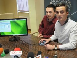 Cały komputer w myszce. Wynalazcy pokazali prototyp Mouse-Boxa.