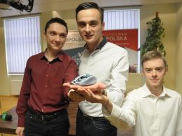 Cały komputer w myszce. Wynalazcy pokazali prototyp Mouse-Boxa.