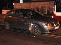 Wypadek na ul. Budowlanych. Ciężarna trafiła do szpitala.