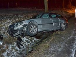Kierowca BMW wylądował w rowie