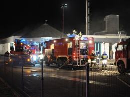 60 strażaków gasiło pożar zakładu stolarskiego