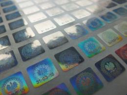 Opolanin handlował hologramami do legitymacji studenckich