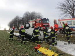Volkswagen dachował pod Jarnołtówkiem