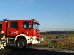 Wypadek podczas wyprzedzania na trasie Opole - Nysa