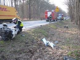Motocykl zderzył się z volkswagenem na ul. Strzeleckiej