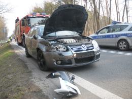 Motocykl zderzył się z volkswagenem na ul. Strzeleckiej