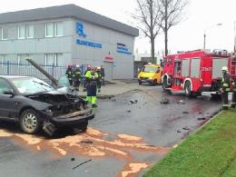 Jechała zbyt szybko i przewróciła latarnię