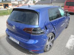 23-latek zasnął za kierownicą i spowodował wypadek
