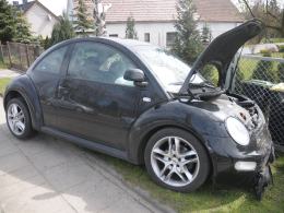 23-latek zasnął za kierownicą i spowodował wypadek