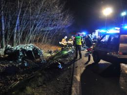 Tragiczny wypadek na trasie Opole - Kluczbork. 4 osoby nie żyją.