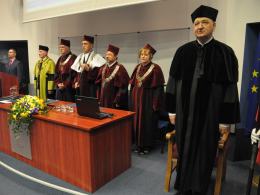 Profesor Ryszard Knosala doktorem honoris causa PO