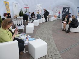 Trwają targi pracy "Przystanek Kariera 2015"