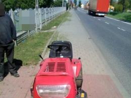 Jechał kosiarką mając ponad 2 promile alkoholu