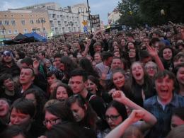 Poprzytula, Mela Koteluk i Happysad na Placu Wolności zgromadziły tłumy