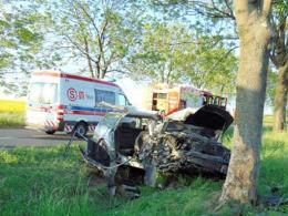 34-letni pasażer volkswagena zginął w wypadku pod Nysą