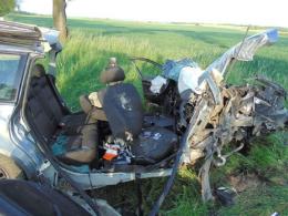 34-letni pasażer volkswagena zginął w wypadku pod Nysą