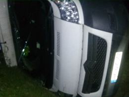 Citroen dachował w nocy na A4