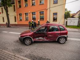 Wypadek na ul. Grudzickiej. Jedna osoba ranna.