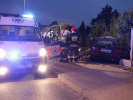 Wypadek podczas wyprzedzania w Opolu. Zginął kierowca BMW.