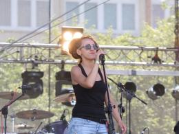 Gwiazdy rocka na błoniach PO. Trwa "Rock Opole 2015".
