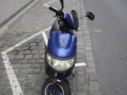 Motorowerzysta z 4 promilami wjechał w samochód
