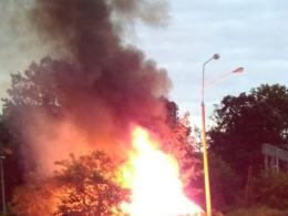 Na Zaodrzu spłonął drewniany garaż