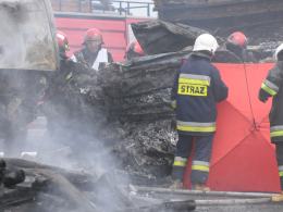 Karambol i pożar na A4. Dwie osoby nie żyją.