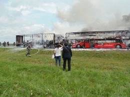 Karambol i pożar na A4. Dwie osoby nie żyją.