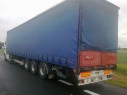 Dwie osoby ranne po czołowym zderzeniu pod Strzelcami Opolskimi