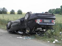 BMW dachowało na autostradzie A4. W akcji śmigłowiec LPR.