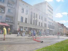 Kurtyny wodne pomogą przetrwać upalne dni