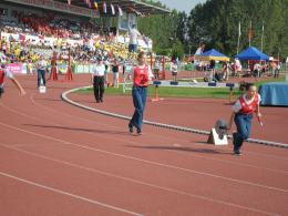 Młodzi strażacy z całego świata walczą w Opolu o trofea