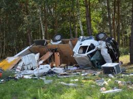Kamper dachował na autostradzie A4