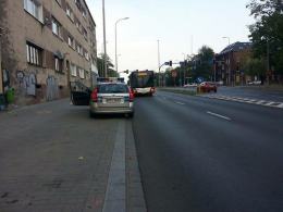 Zderzenie rowerzysty z autobusem MZK w centrum Opola