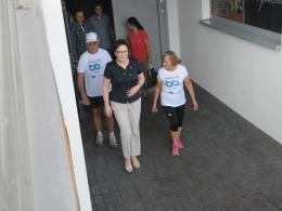 Premier Ewa Kopacz odwiedziła seniorów i zatrzymała się w kawiarni