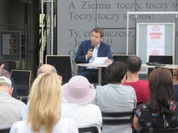 Opolanie wzięli udział w "Narodowym Czytaniu"