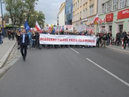 Marsz przeciwko islamizacji Polski przeszedł ulicami Opola